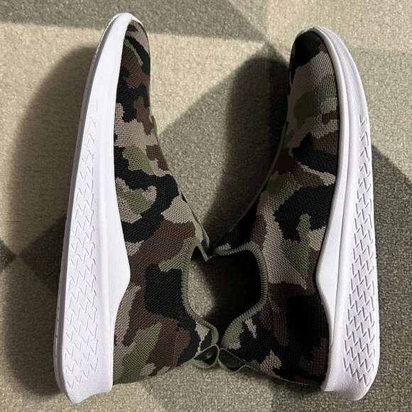 Urban Sport by J/Slides ⭐️EUC⭐️ Dalila Camo Slip-on Sneakers Women's Size 9.5M - Picture 8 of 11